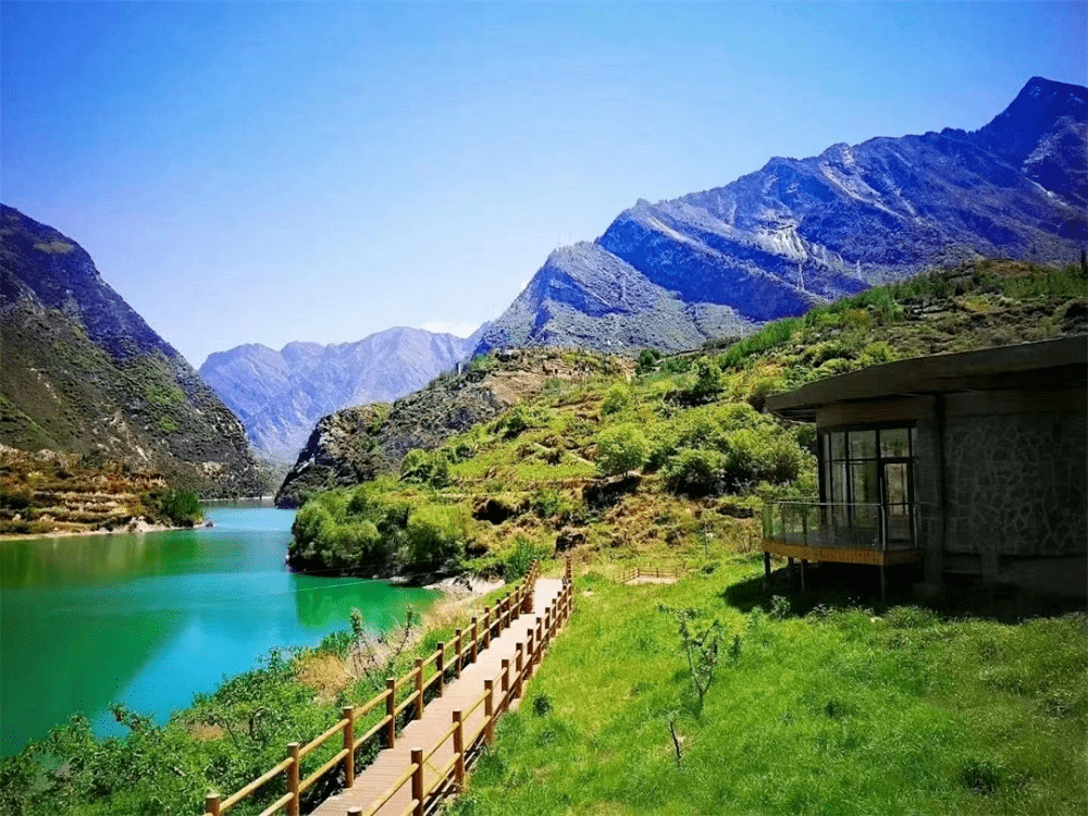 广西凭祥市命案背后的自然美景探索，寻求内心的平和与宁静之旅